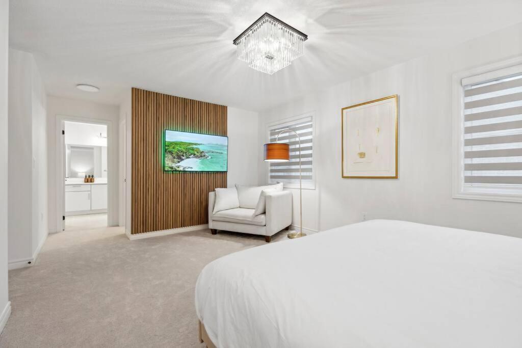Barrie Luxe, Pool Table 6 Bedroom 6 Ba Custom Design A+ Location 外观 照片